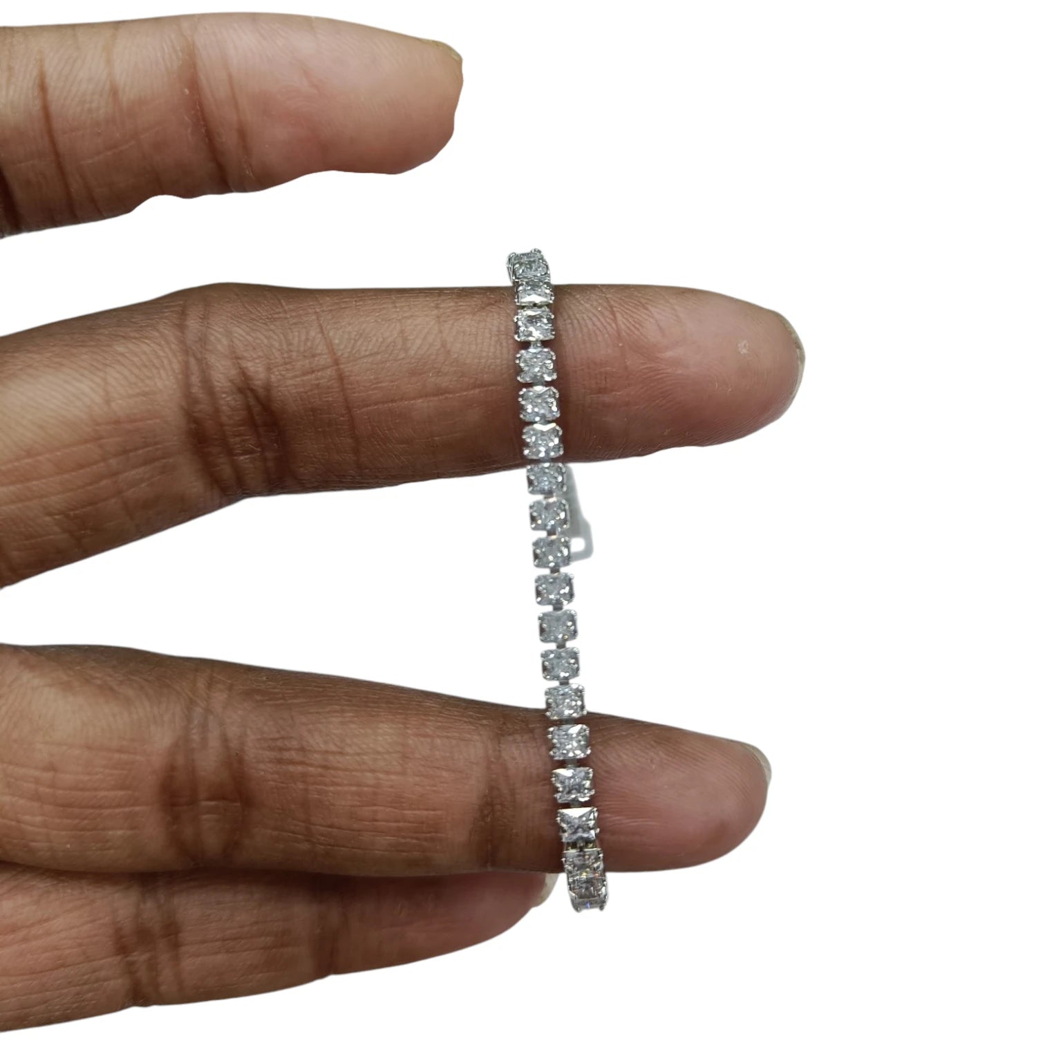 Taramani Single Line Tennis American Diamond Bracelet | JewelOn