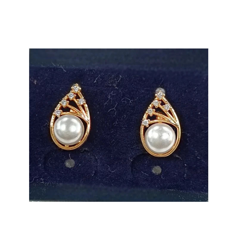 Taara Stud American Diamond Earring | JewelOn