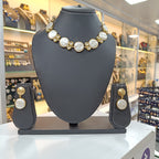 Lily Mother of Pearl Necklace Set