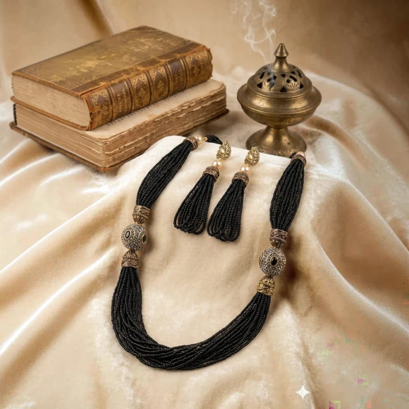 Shyamala Black Fusion Jewellery Set | JewelOn