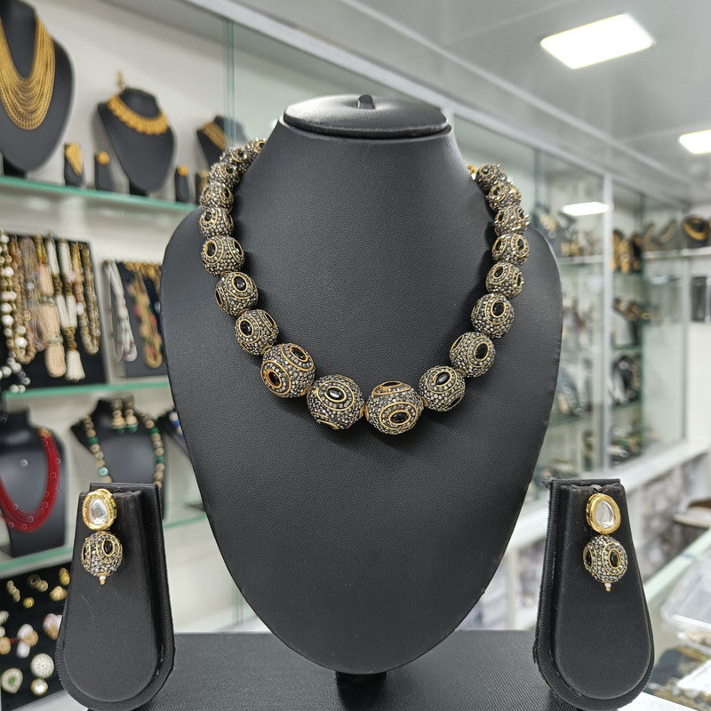 Kali Sangam Black Fusion Stone Mala Necklace Jewellery Set | JewelOn