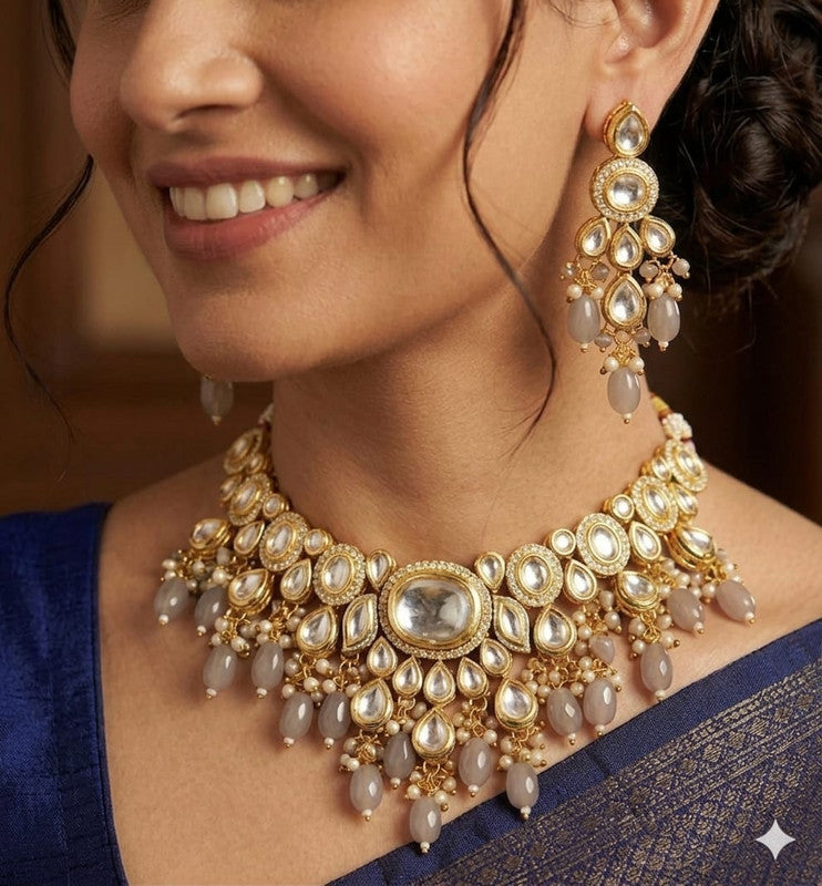 Breathtaking Maharani Collection Grey Kundan Choker Jewellery Set | JewelOn