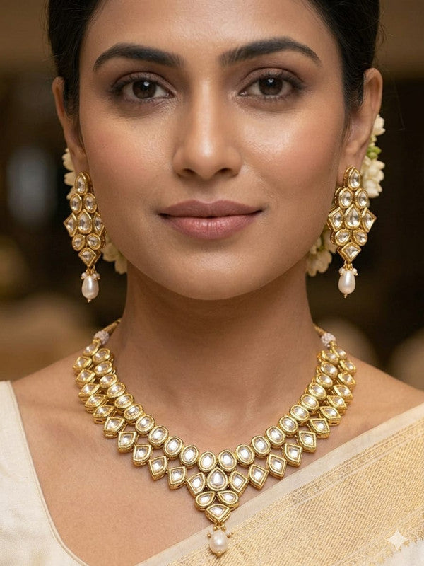Pristine Maharani Collection Kundan White Choker Necklace Set | JewelOn