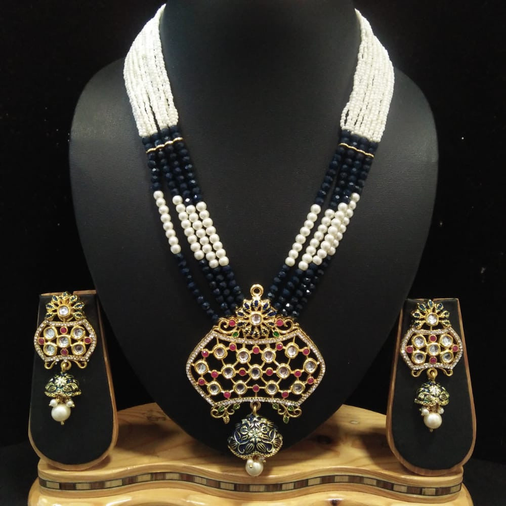 Timeless Kundan Pendant Necklace Blue