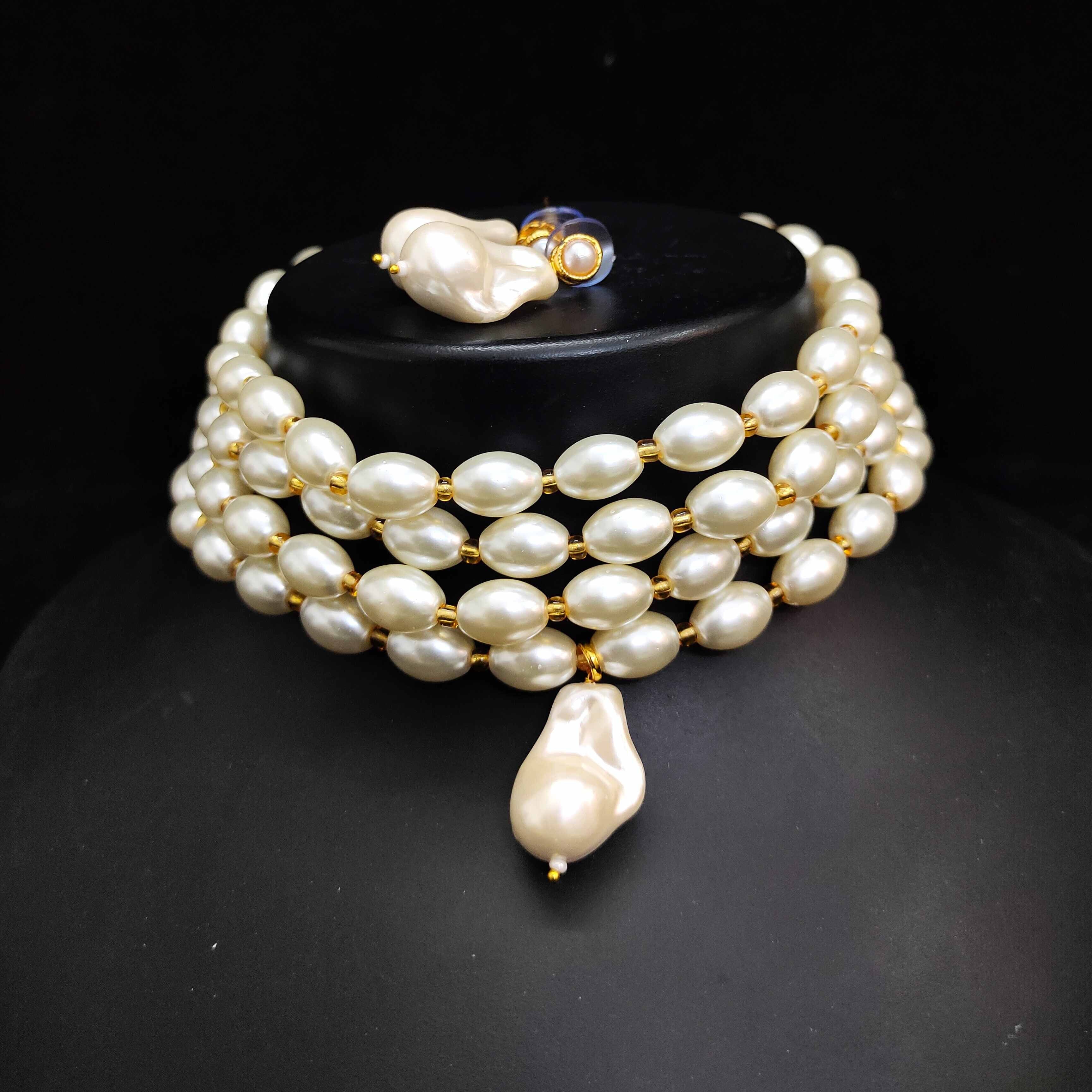 NS608 White