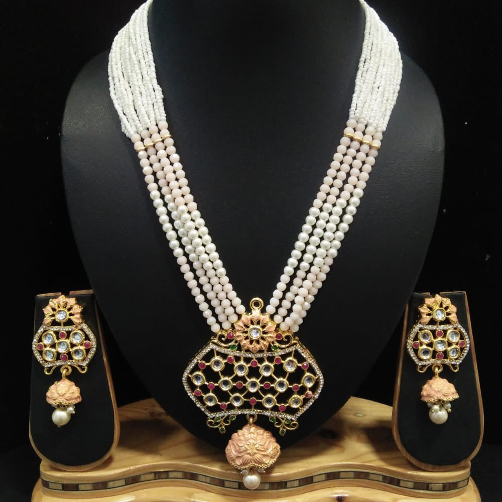 Kundan Pendant Necklace Set (Peach)