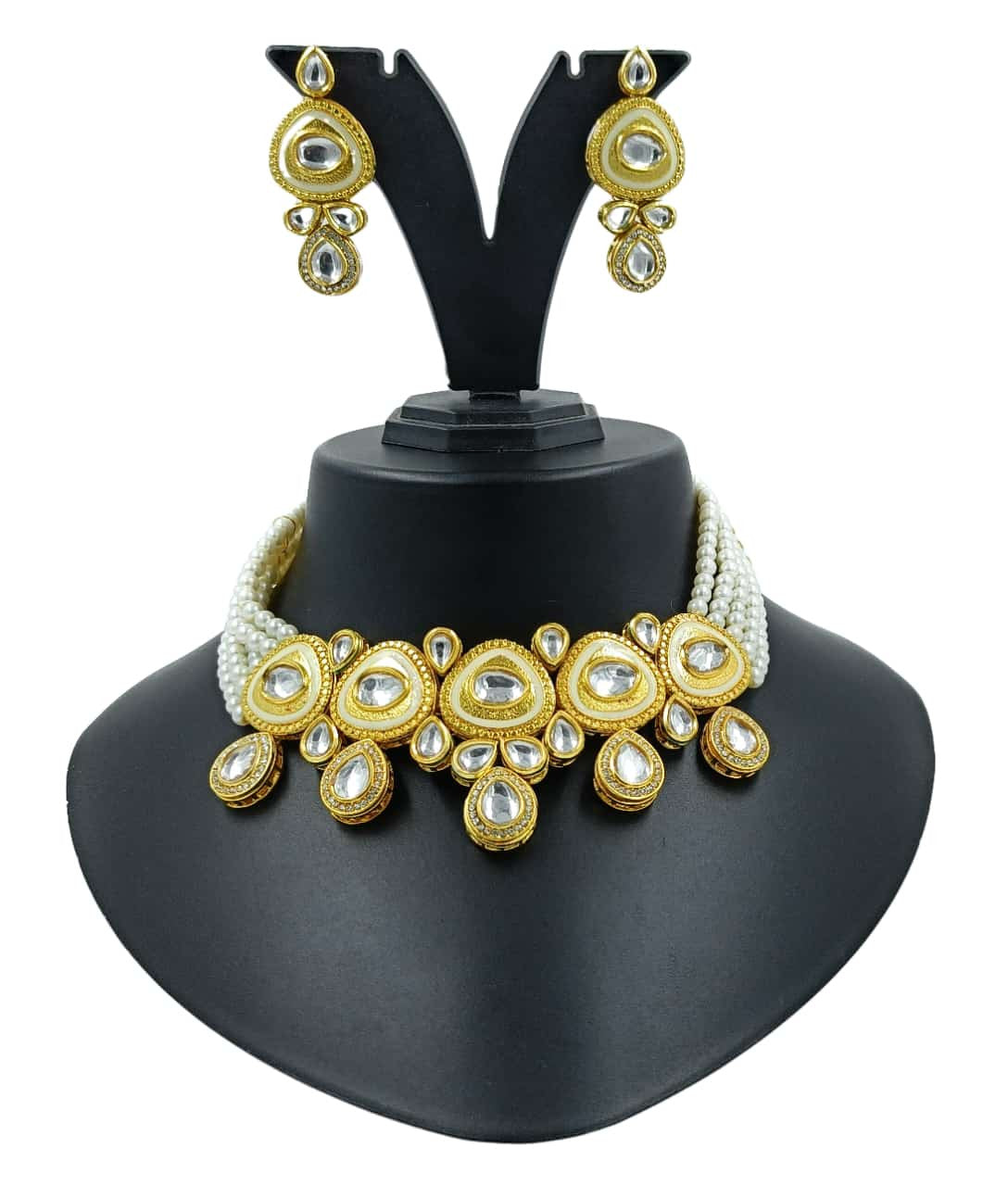 Rich Royal Kundan Necklace White