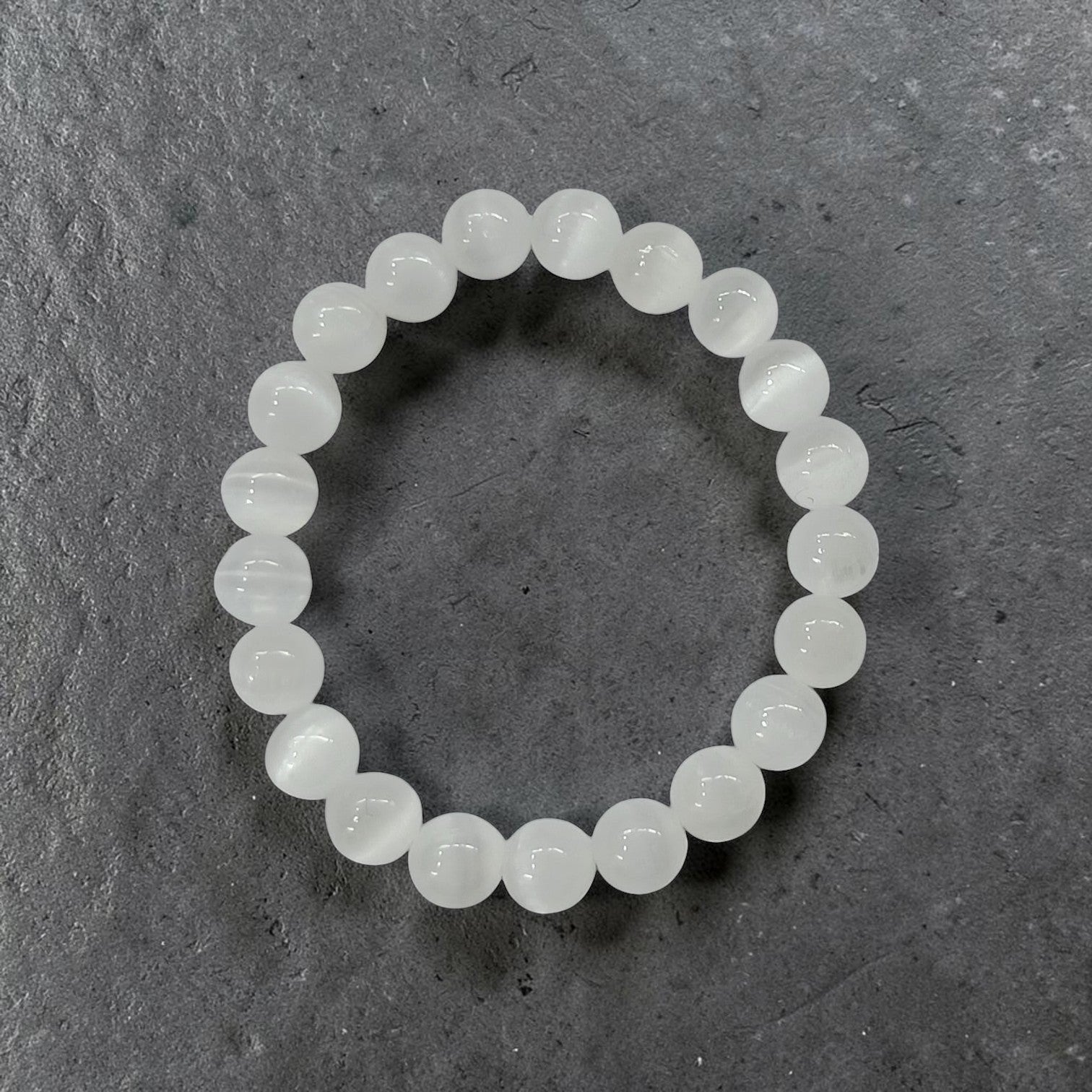 JewelOn white 8mm Selenite crystal beaded bracelet for men and women, elastic cord, luminous pearlescent glow.